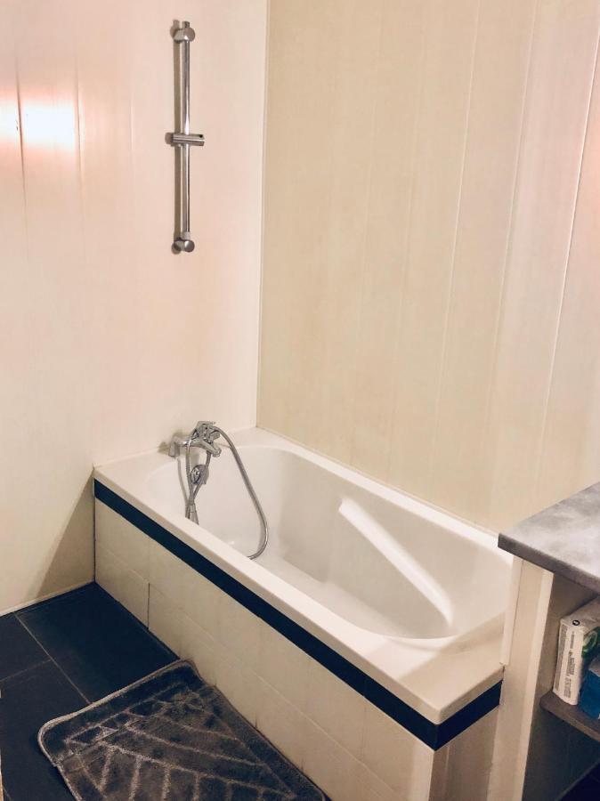Magnifique Appartement Tout Equipe - 6 Personnes Le Puy-en-Velay Eksteriør bilde